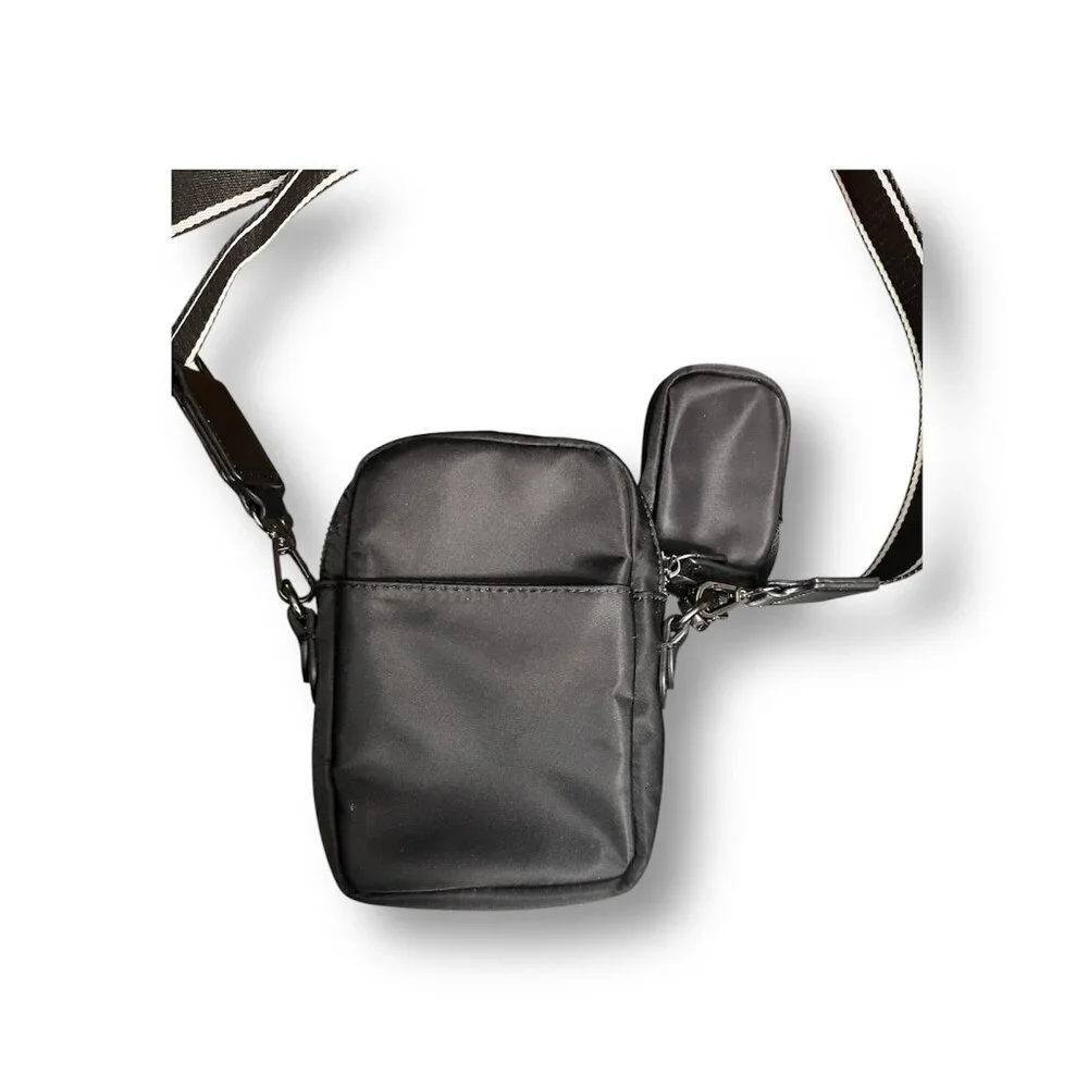 Chico's Black Cell Phone Crossbody Bag‎ Adjustable Strap Detachable Pouch
